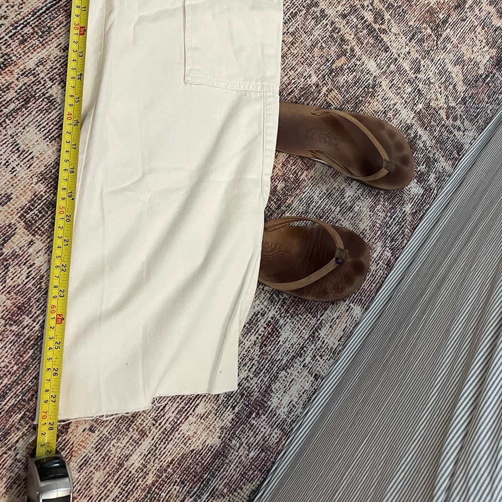 Universal Thread Cream Utility Pants - image 4